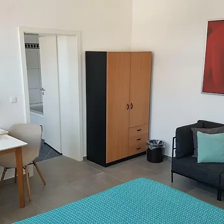 Zimmervermietung Muelheim Homestay *